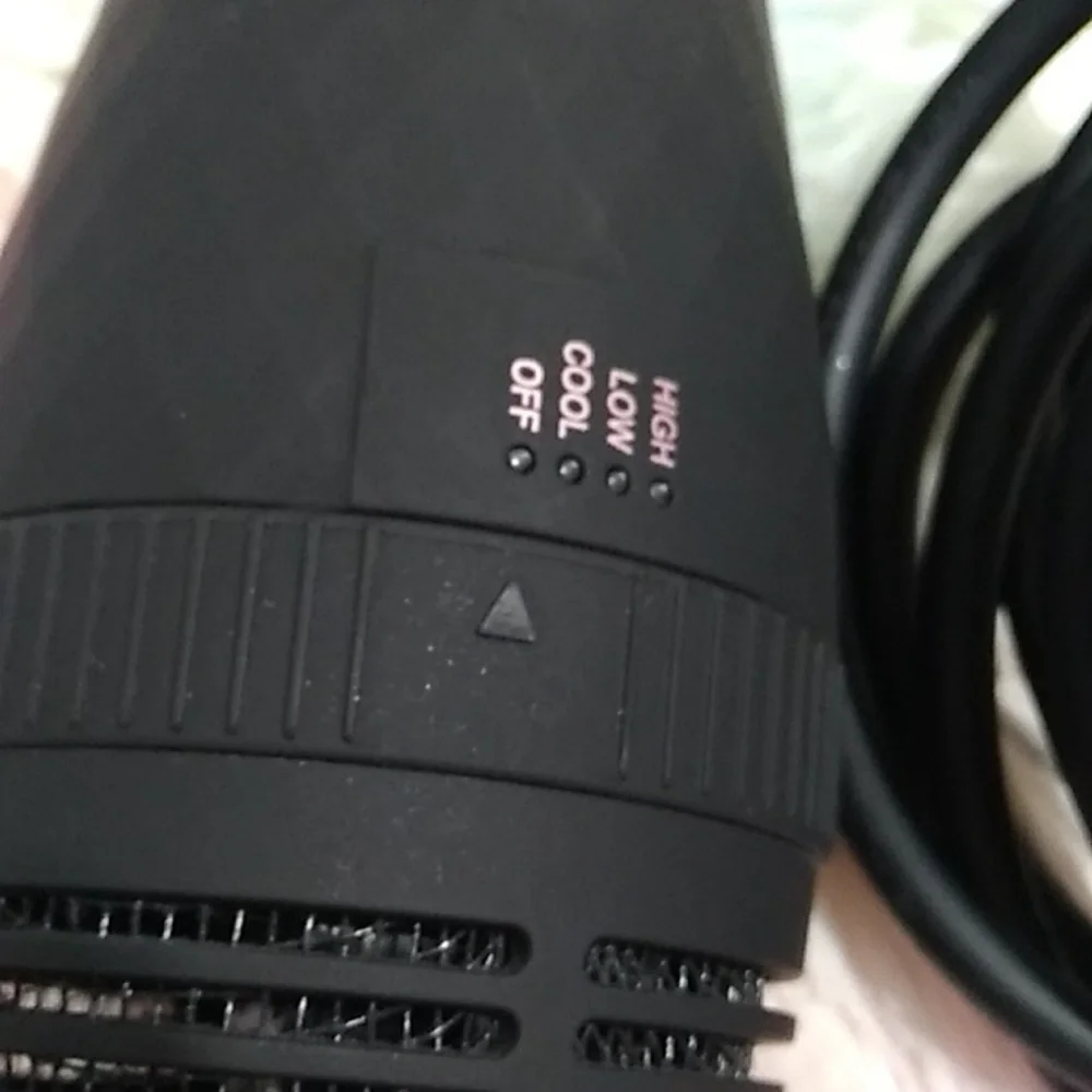 (#13 SHELF) Lange Hair Dryer Brush Like New Works Perfect See Video